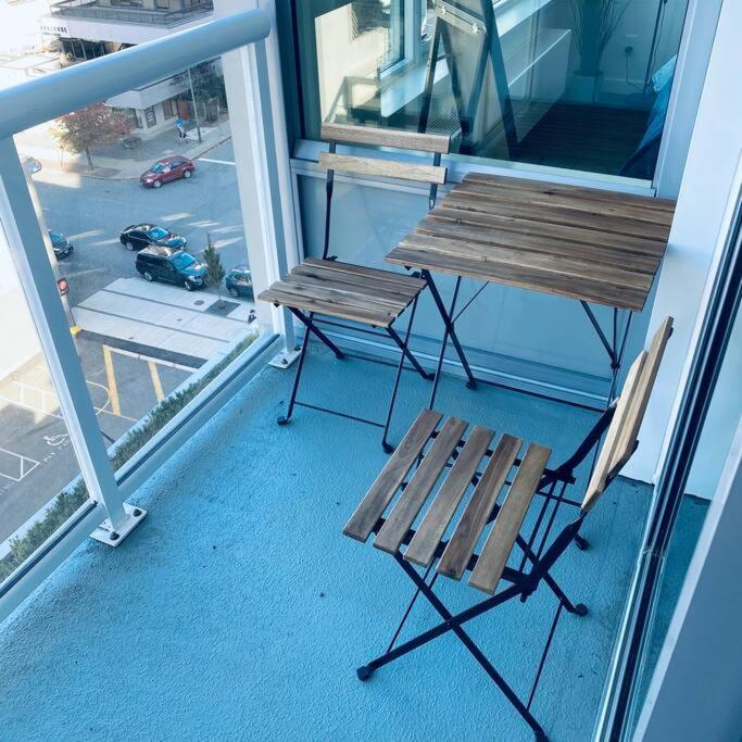 360º Rooftop Patio Views. Your-Home-Away-From-Home North Vancouver Esterno foto